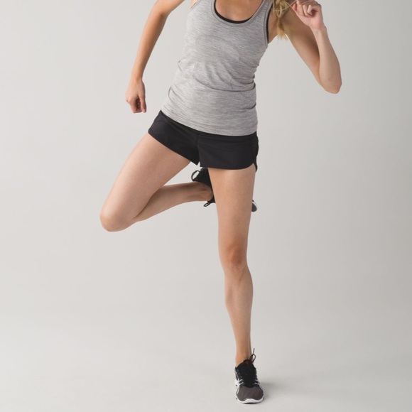 LULULEMON Speed Short *4-way Stretch 2.5" - Picture 7 of 12